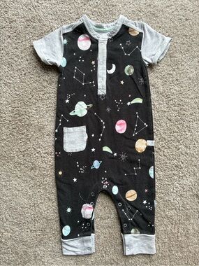 Loulou Lollipop Tencel Black Space-Print Short-Sleeve Footie Romper for Kids